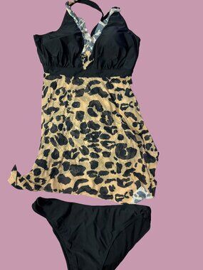 ✨ NWT Plus-Size Leopard Print Swim Set – 4XL ✨